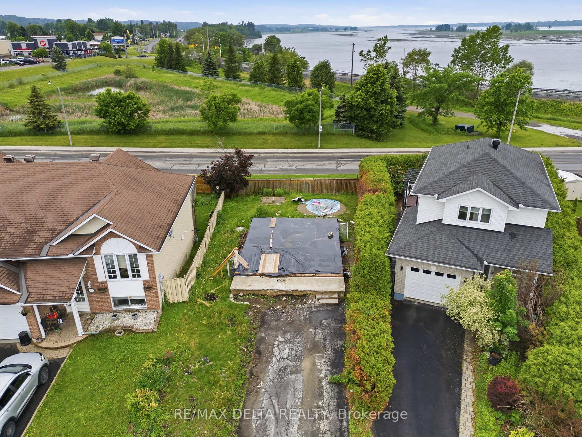 Photo of 2165 Cecile Crescent