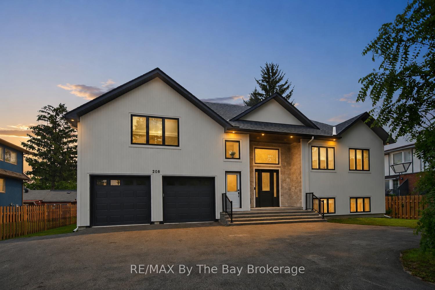 Photo 7 of 208 Thomas Street, Clearview, Stayner — HOMEH