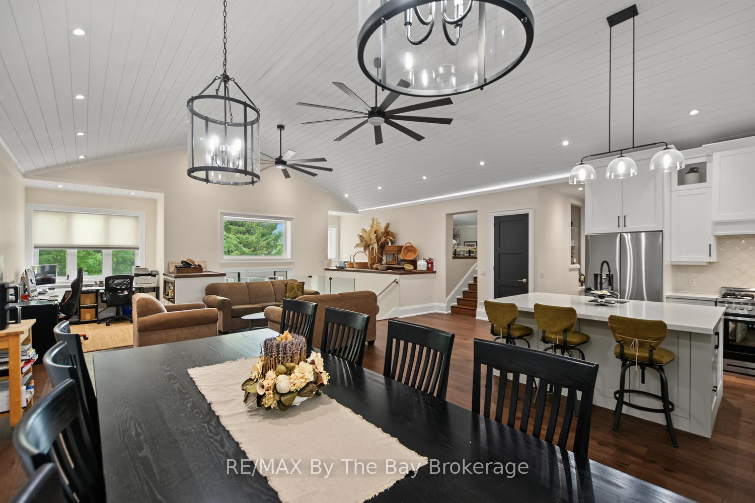 Photo 14 of 208 Thomas Street, Clearview, Stayner — HOMEH