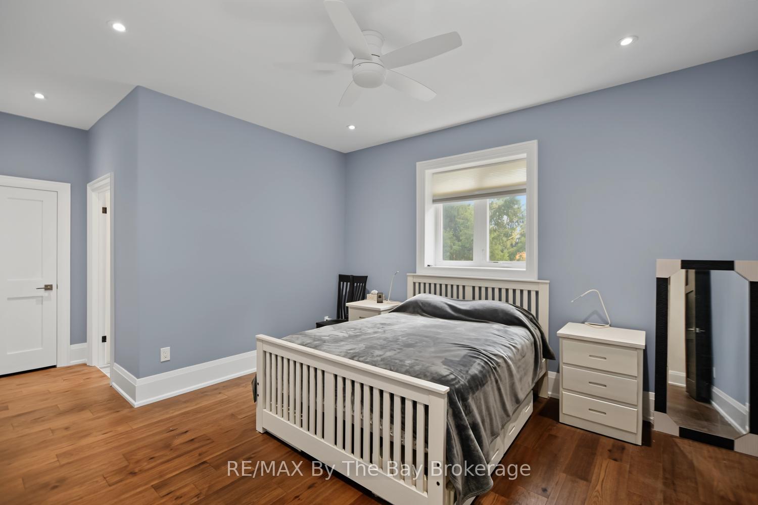 Photo 26 of 208 Thomas Street, Clearview, Stayner — HOMEH