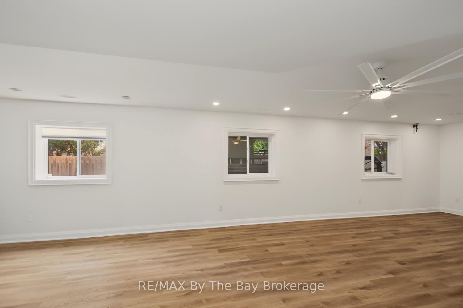 Photo 37 of 208 Thomas Street, Clearview, Stayner — HOMEH