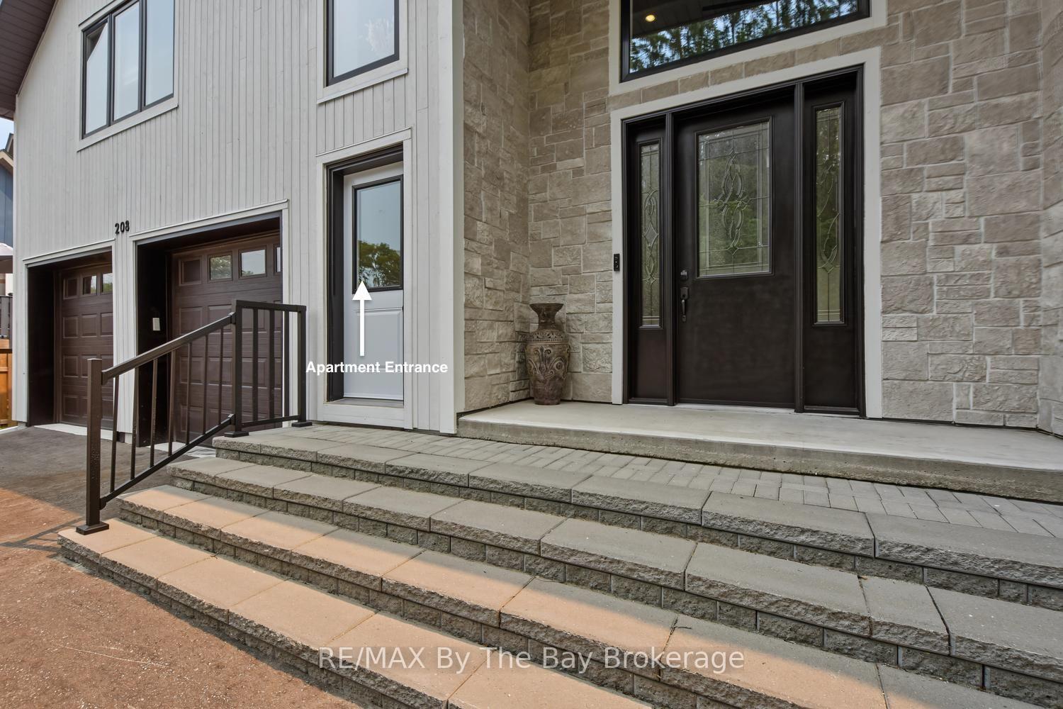 Photo 40 of 208 Thomas Street, Clearview, Stayner — HOMEH