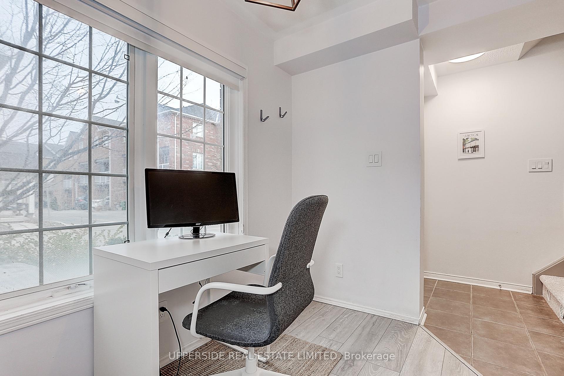 Photo 6 of 67 Birdstone Crescent, Toronto, Junction Area — HOMEH