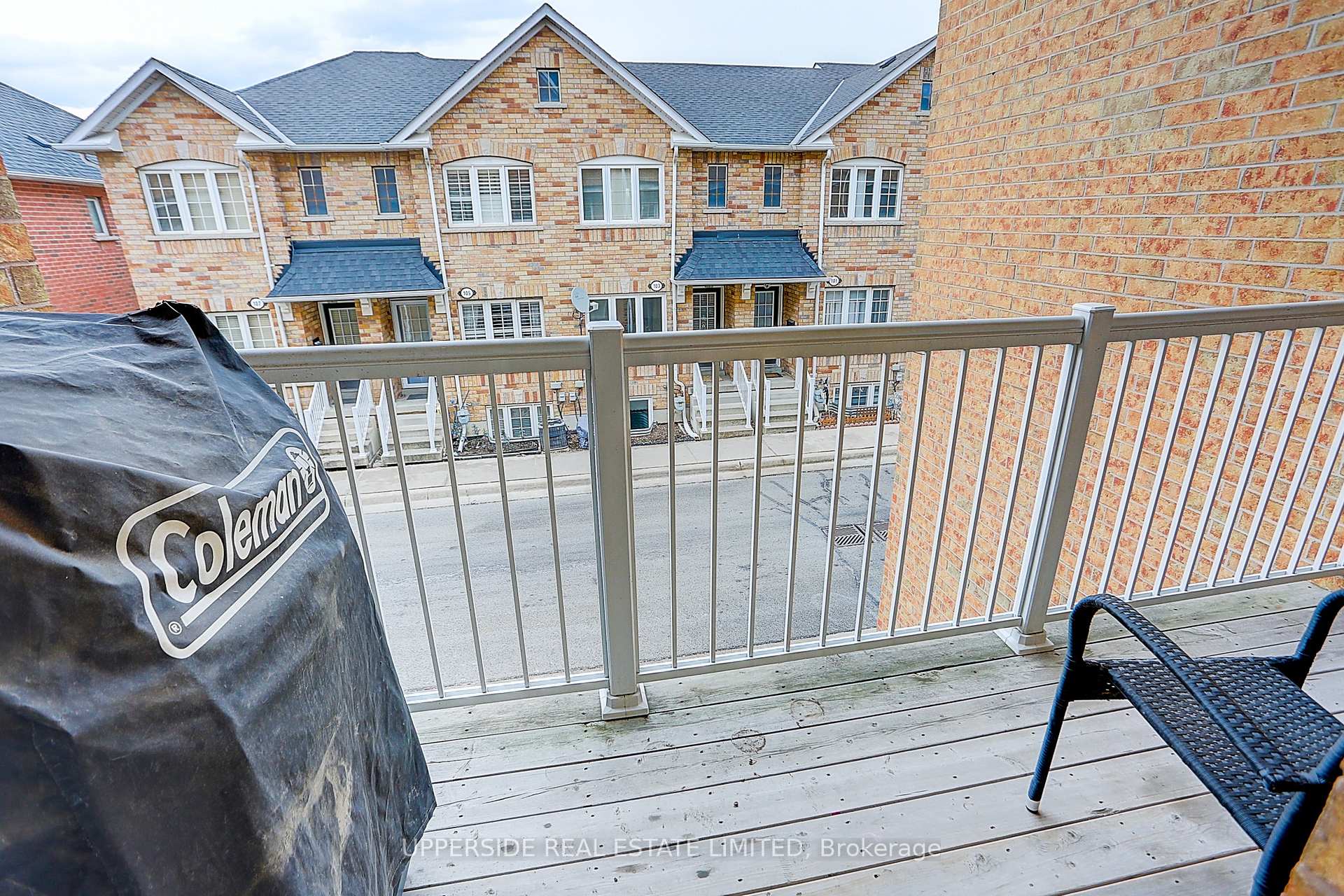 Photo 9 of 67 Birdstone Crescent, Toronto, Junction Area — HOMEH