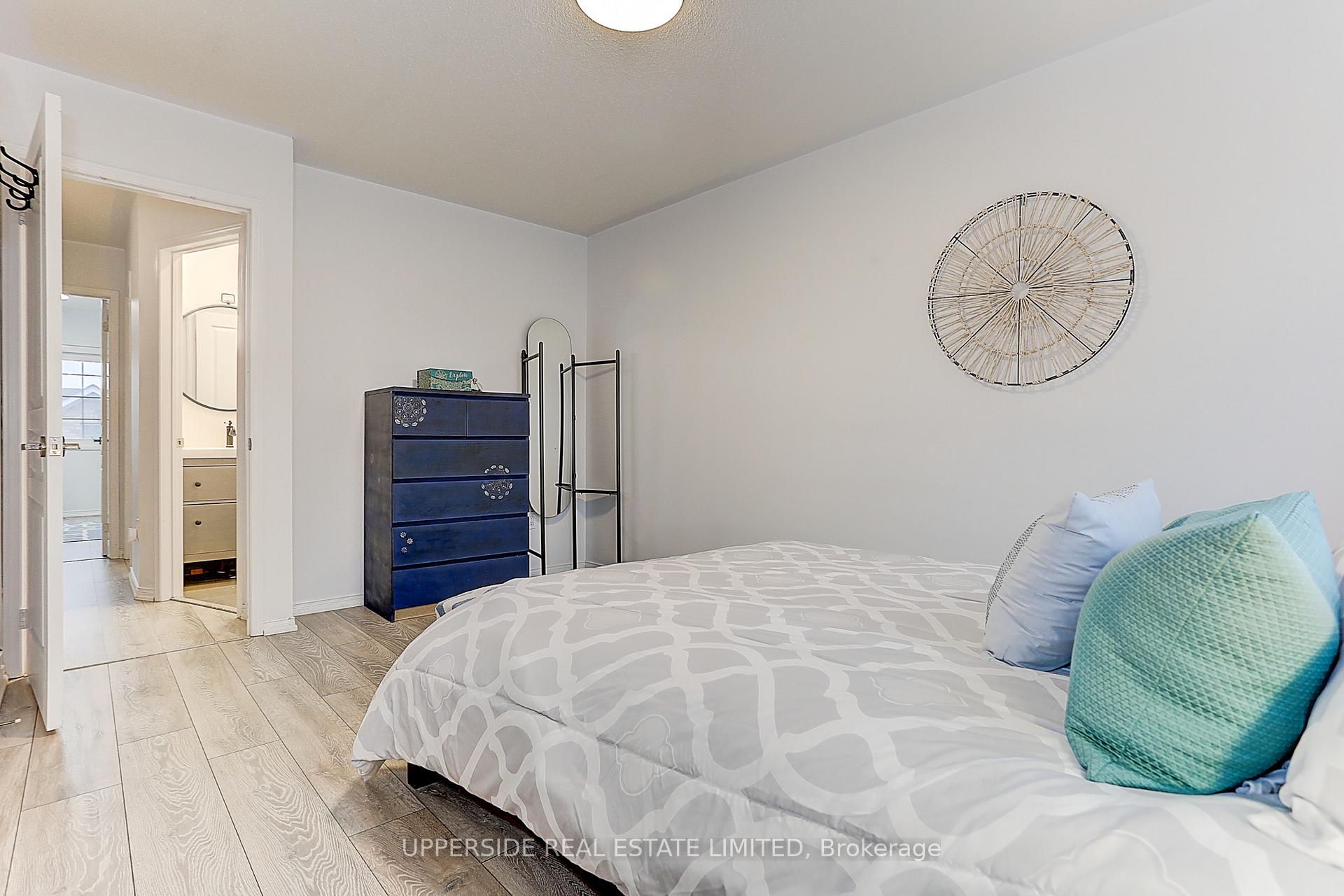Photo 31 of 67 Birdstone Crescent, Toronto, Junction Area — HOMEH