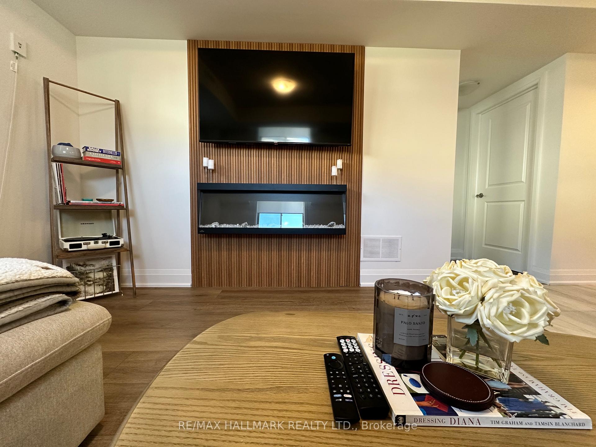 Photo 6 of Unit lower, 30 Barnyard Trail, Barrie, Rural Barrie Southeast — HOMEH