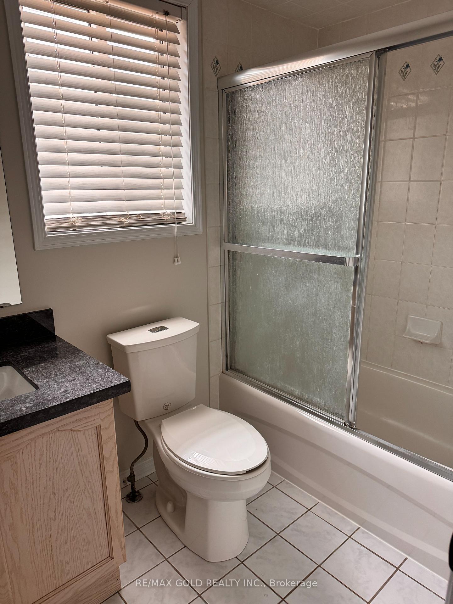 Photo 17 of 6 Nina Place, Brampton, Fletcher's Meadow — HOMEH