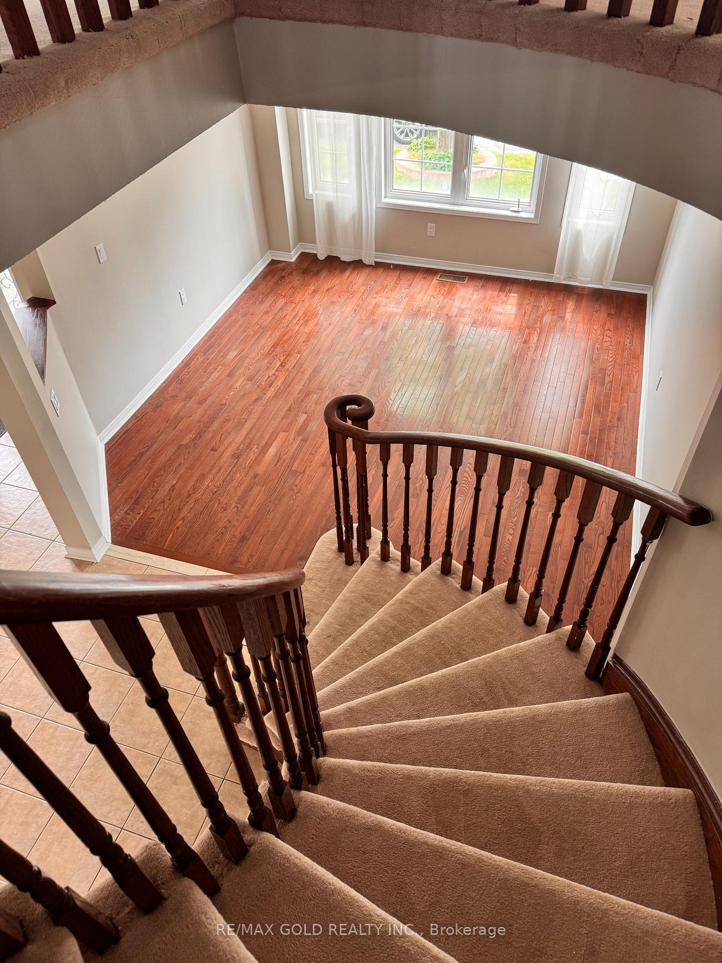 Photo 21 of 6 Nina Place, Brampton, Fletcher's Meadow — HOMEH