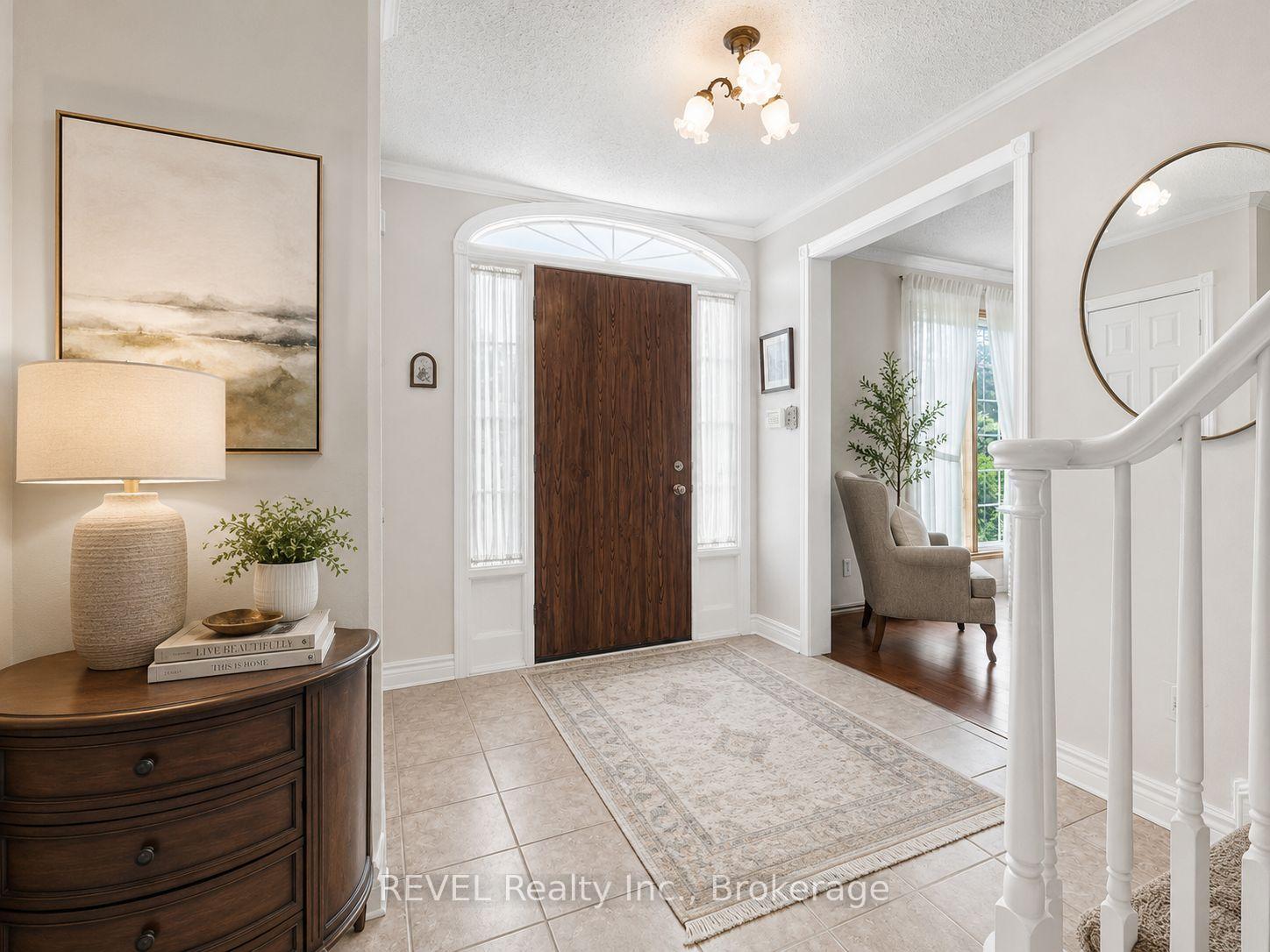 Photo 6 of 7190 Waterloo Drive, Niagara Falls, Casey — HOMEH
