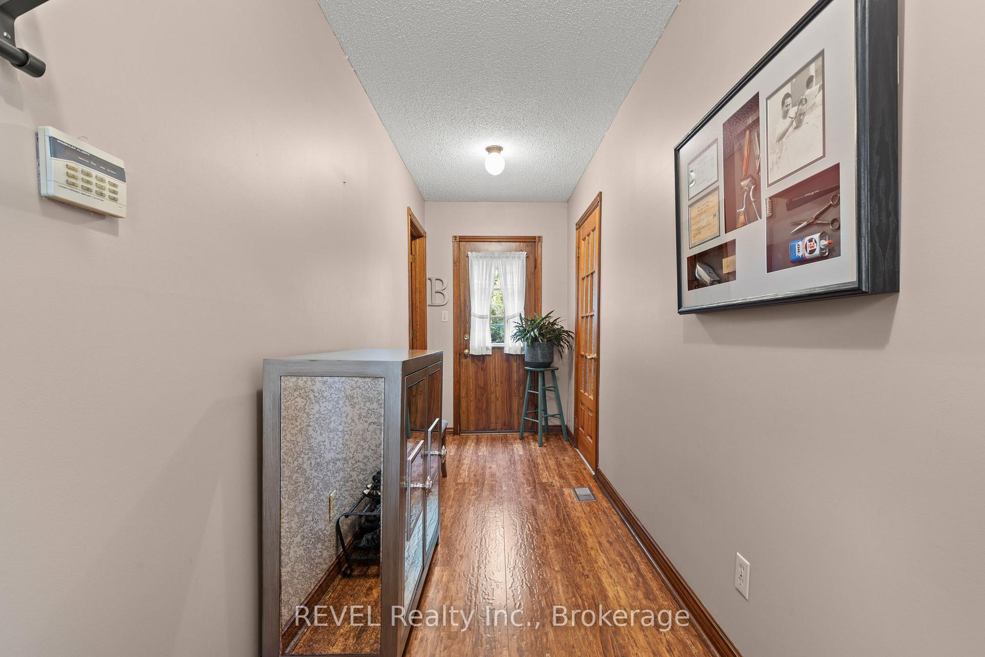Photo 31 of 7190 Waterloo Drive, Niagara Falls, Casey — HOMEH