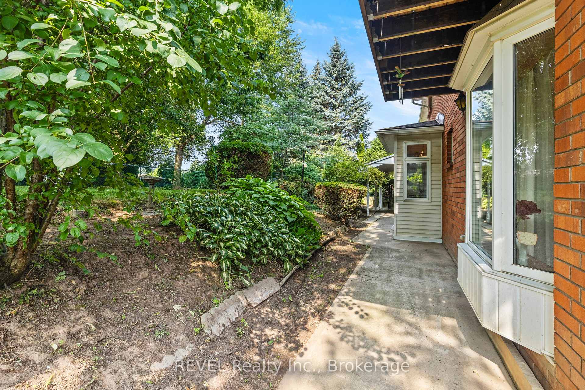 Photo 44 of 7190 Waterloo Drive, Niagara Falls, Casey — HOMEH