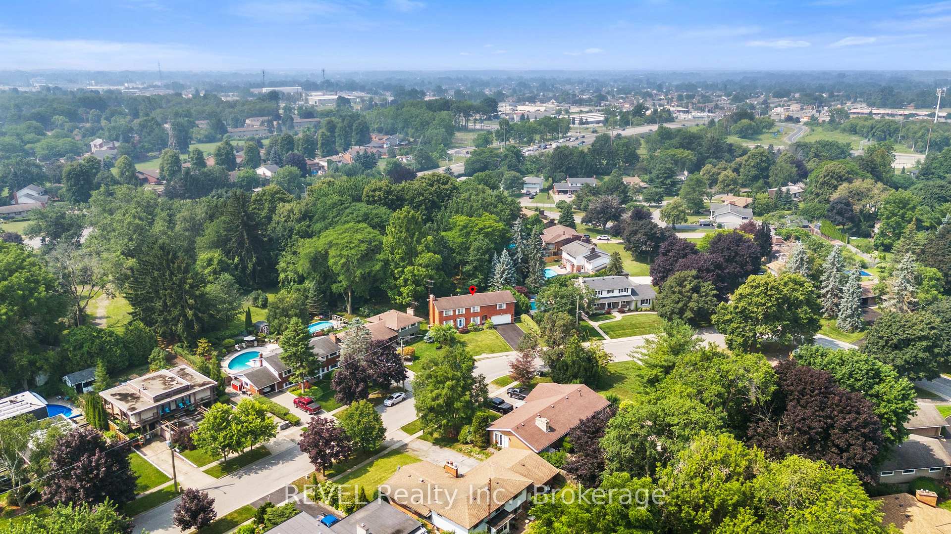 Photo 45 of 7190 Waterloo Drive, Niagara Falls, Casey — HOMEH
