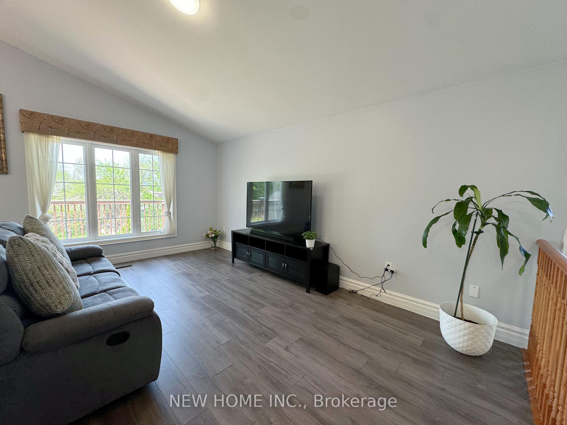 Photo 9 of 784 Rockaway Road, Georgina, Historic Lakeshore Communities — HOMEH