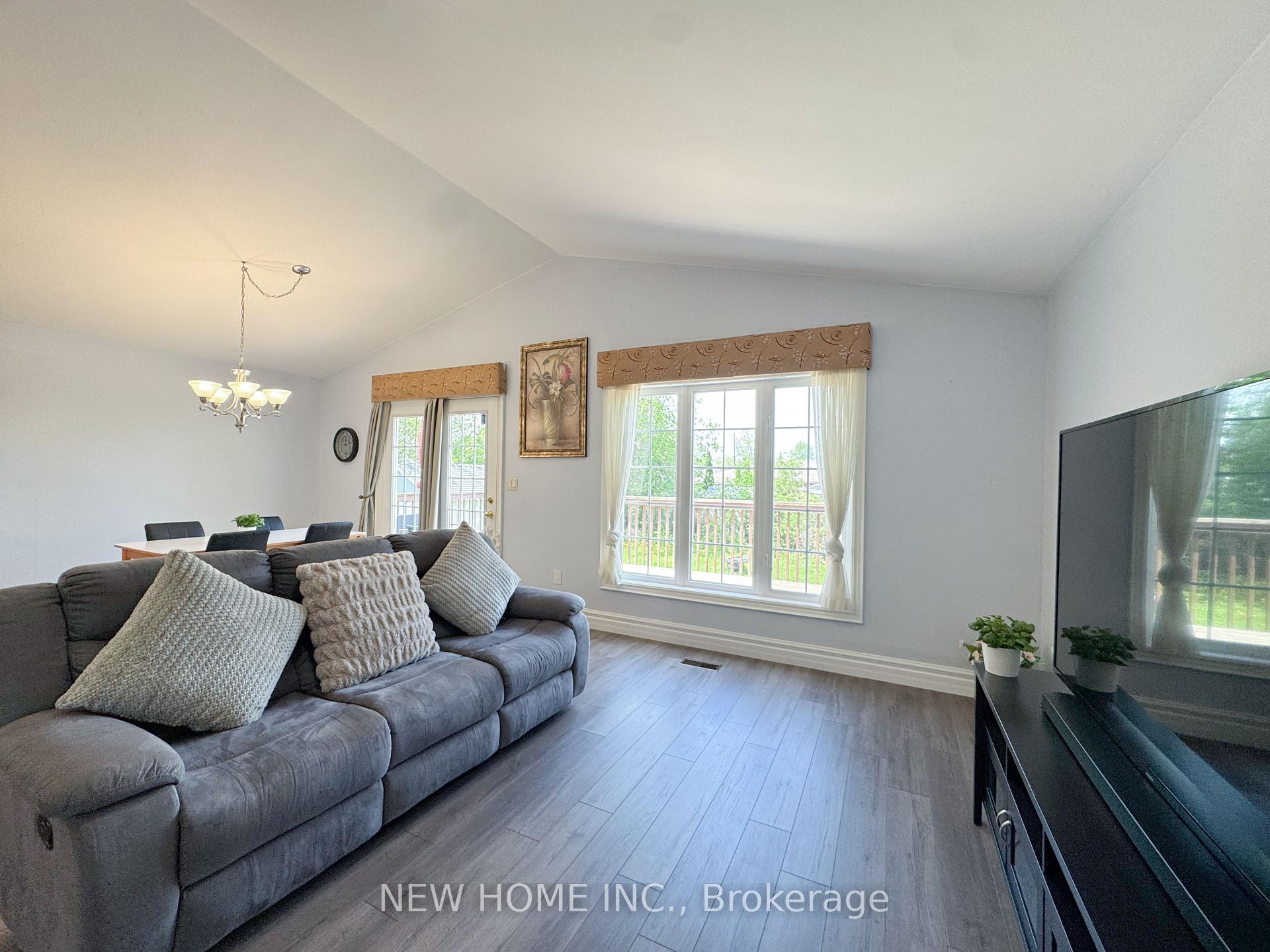 Photo 10 of 784 Rockaway Road, Georgina, Historic Lakeshore Communities — HOMEH