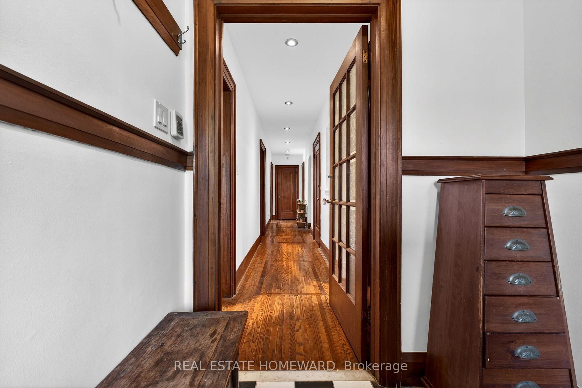 Photo 8 of 128 Glen Manor Drive, Toronto, The Beaches — HOMEH
