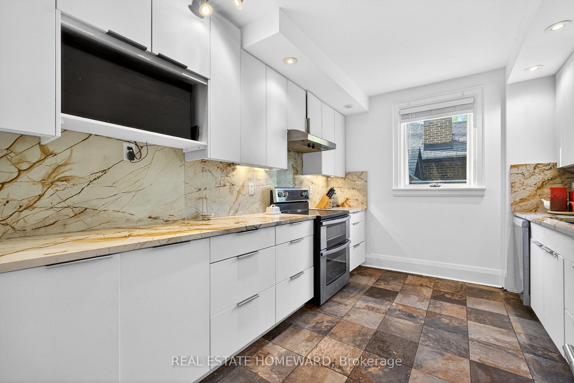 Photo 15 of 128 Glen Manor Drive, Toronto, The Beaches — HOMEH