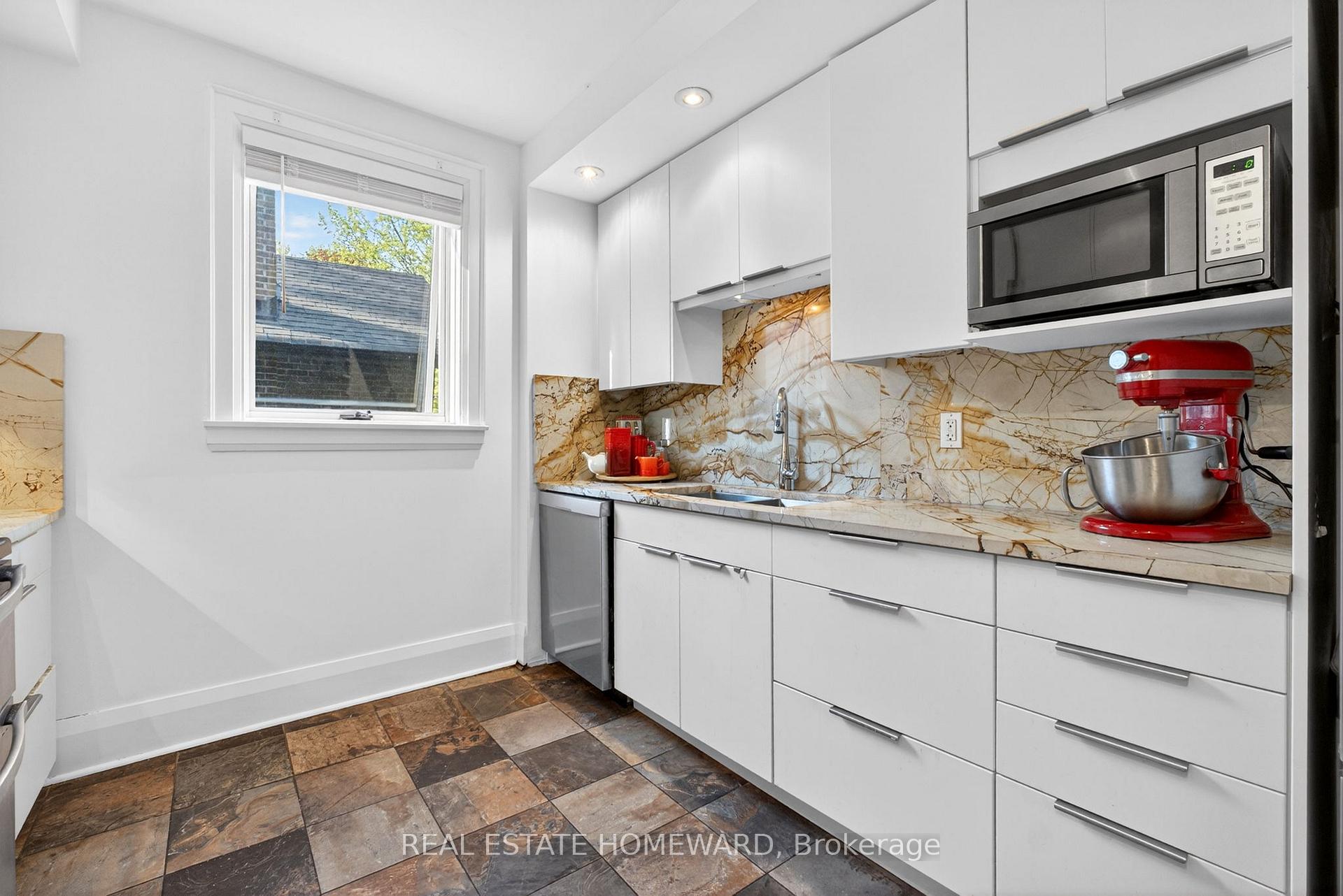 Photo 16 of 128 Glen Manor Drive, Toronto, The Beaches — HOMEH