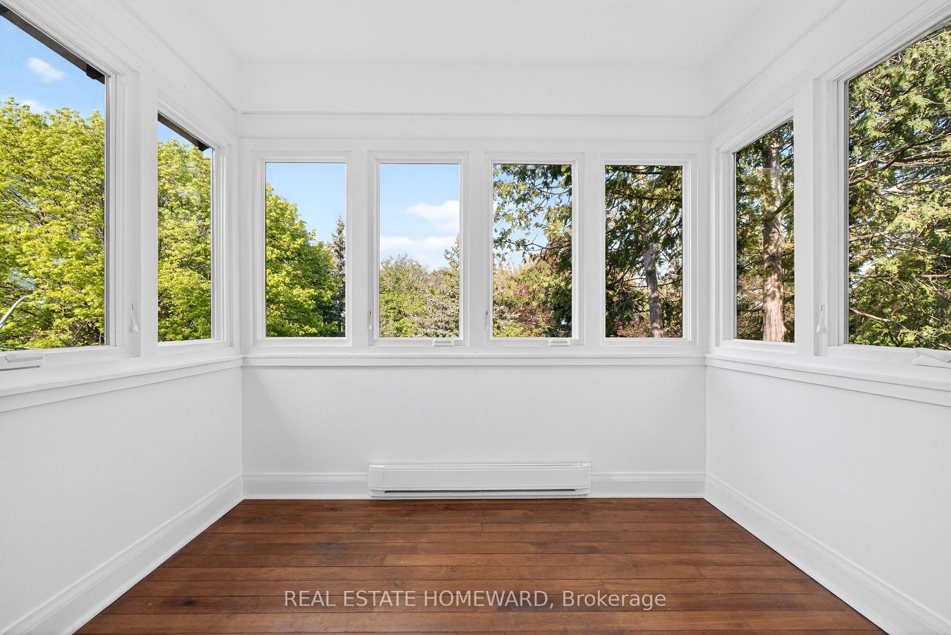 Photo 23 of 128 Glen Manor Drive, Toronto, The Beaches — HOMEH