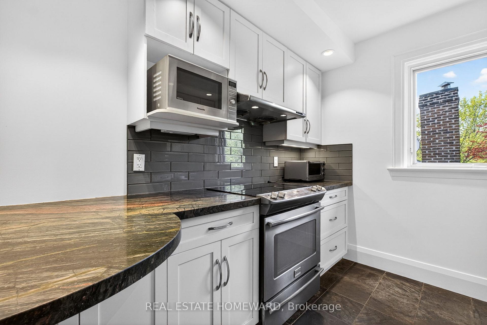 Photo 25 of 128 Glen Manor Drive, Toronto, The Beaches — HOMEH