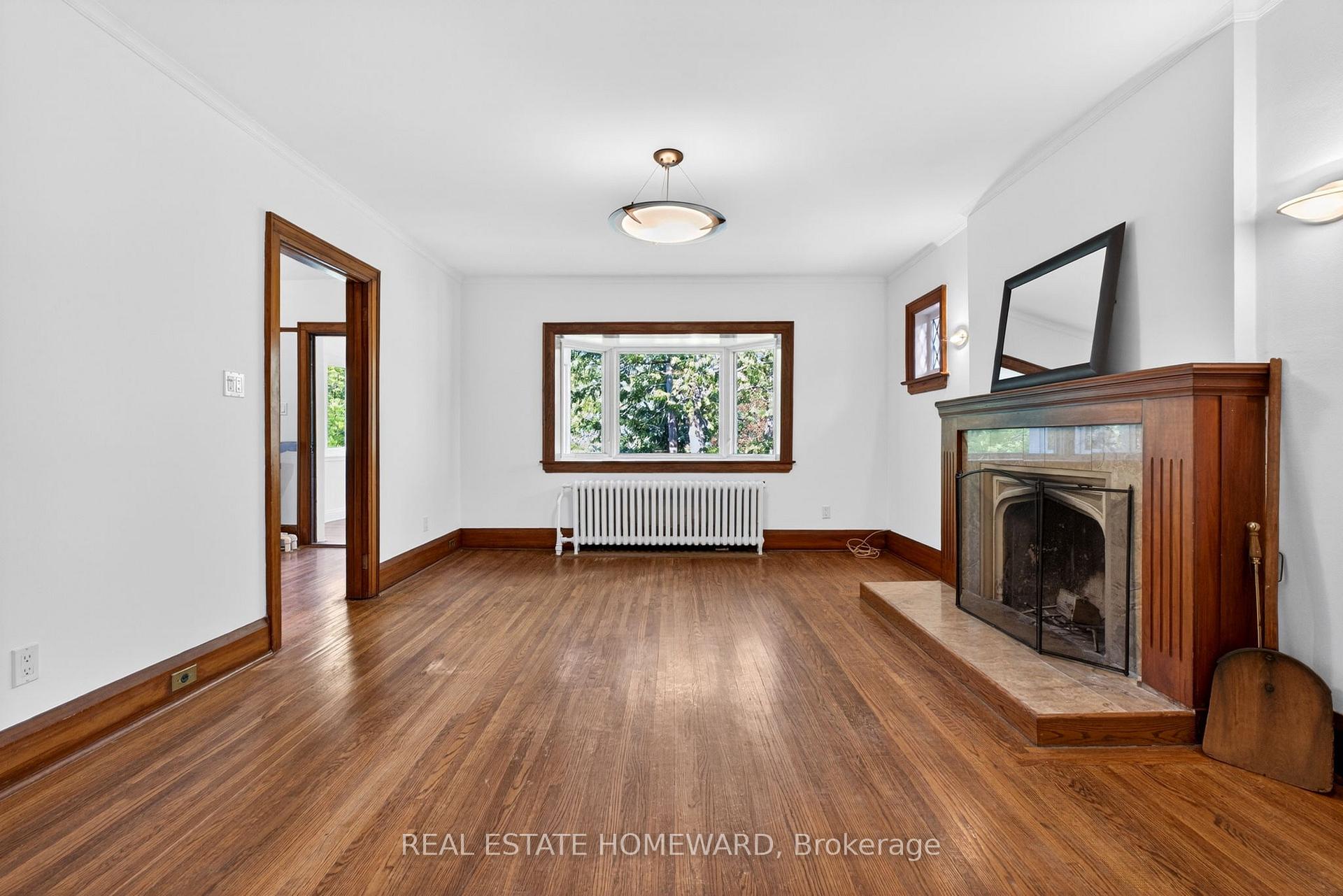 Photo 27 of 128 Glen Manor Drive, Toronto, The Beaches — HOMEH