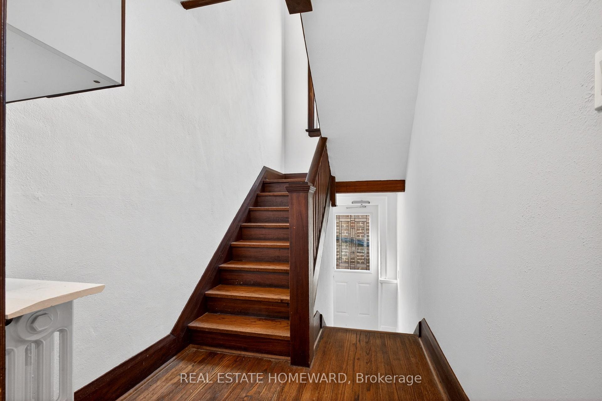 Photo 30 of 128 Glen Manor Drive, Toronto, The Beaches — HOMEH