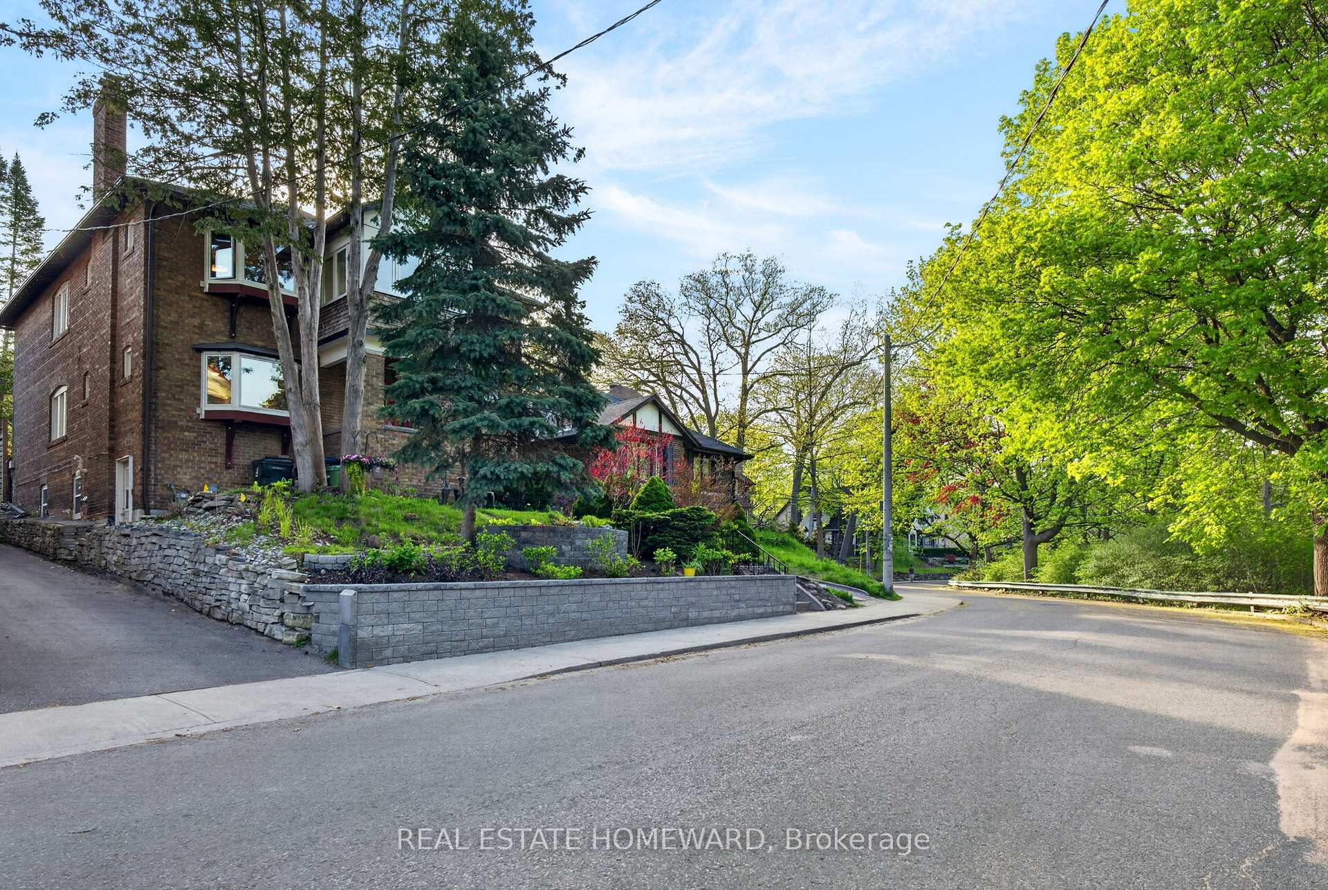 Photo 43 of 128 Glen Manor Drive, Toronto, The Beaches — HOMEH