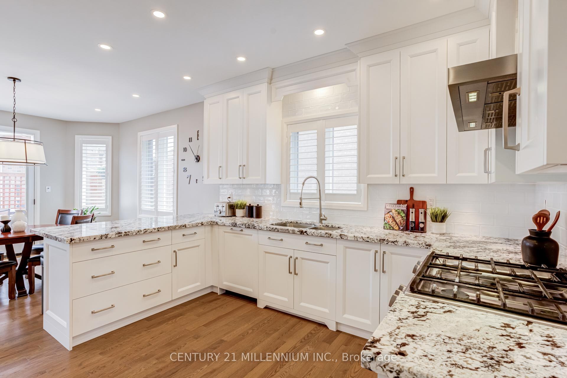 Photo 12 of 15 Bimmer Place, Brampton, Snelgrove — HOMEH
