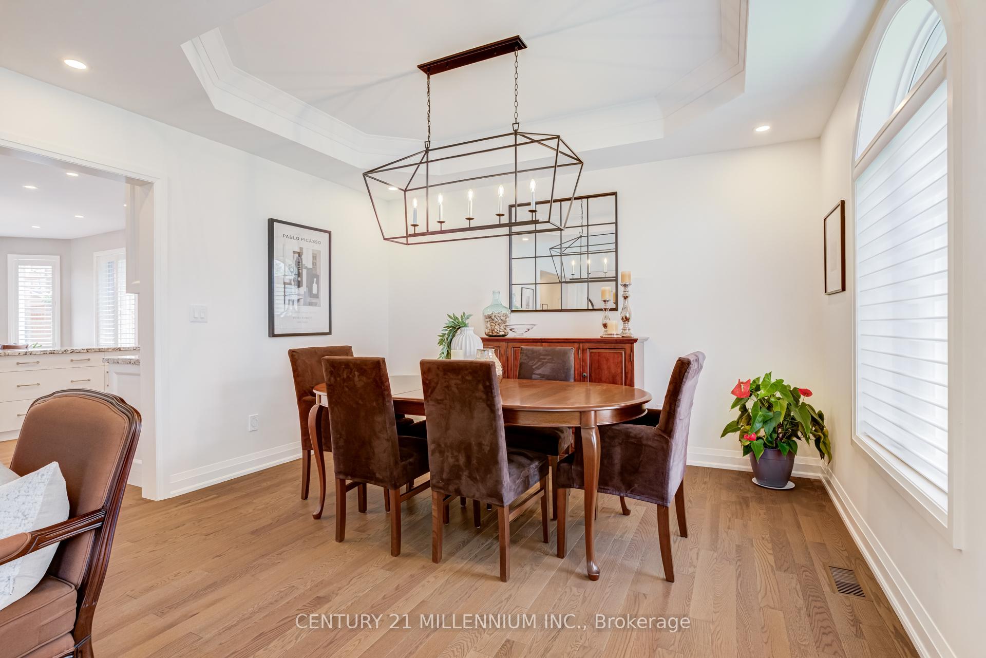 Photo 14 of 15 Bimmer Place, Brampton, Snelgrove — HOMEH