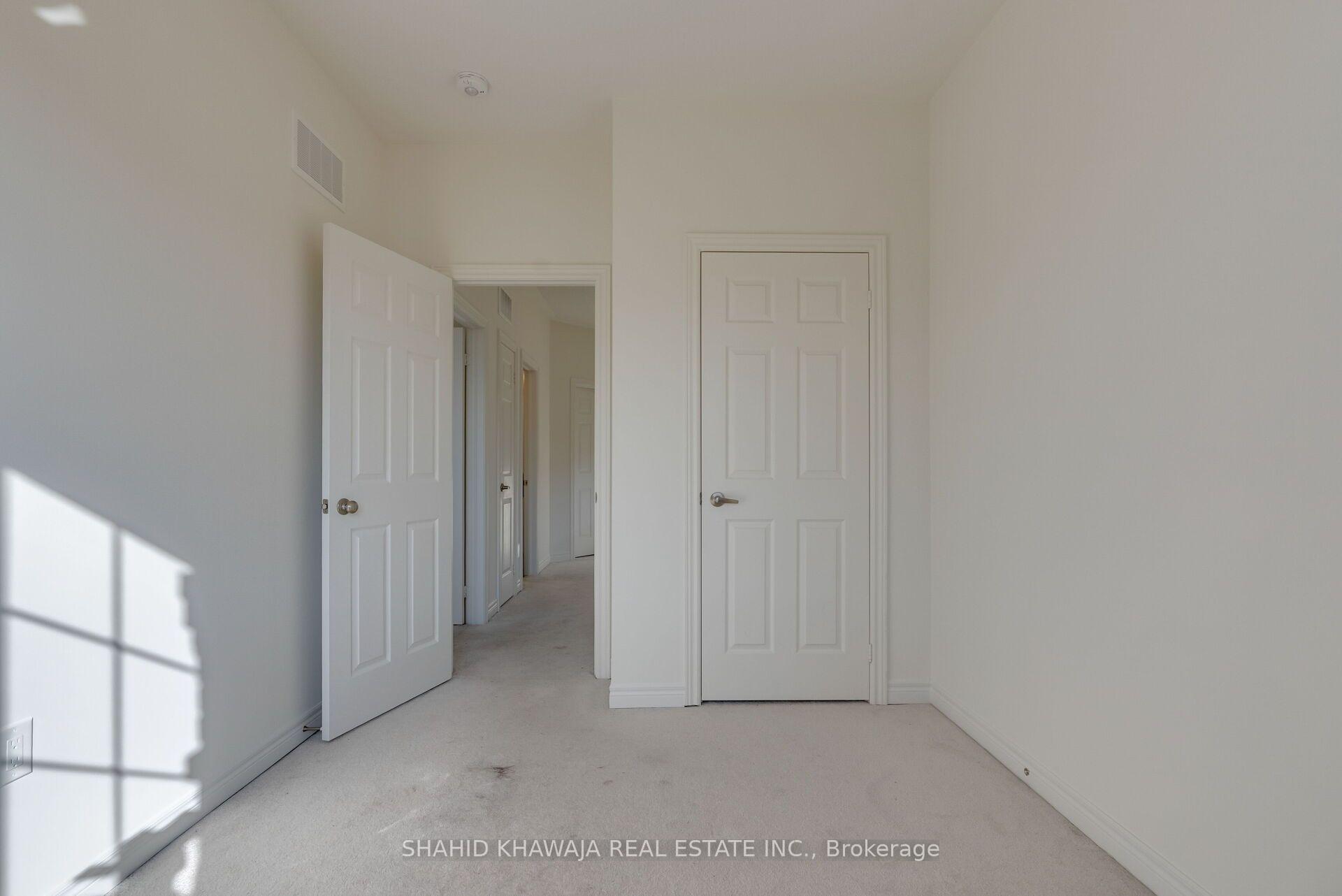 Photo 21 of 62 Holcomb Terrace, Hamilton, Waterdown — HOMEH