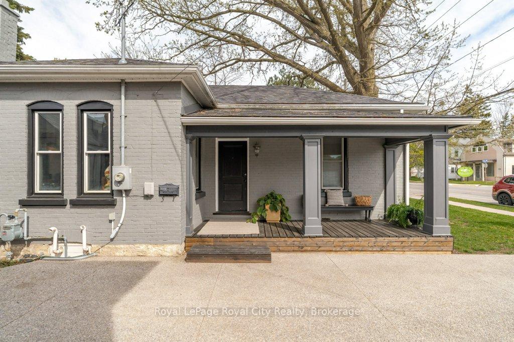 Photo 4 of 554 Woolwich Street, Guelph, Exhibition Park — HOMEH