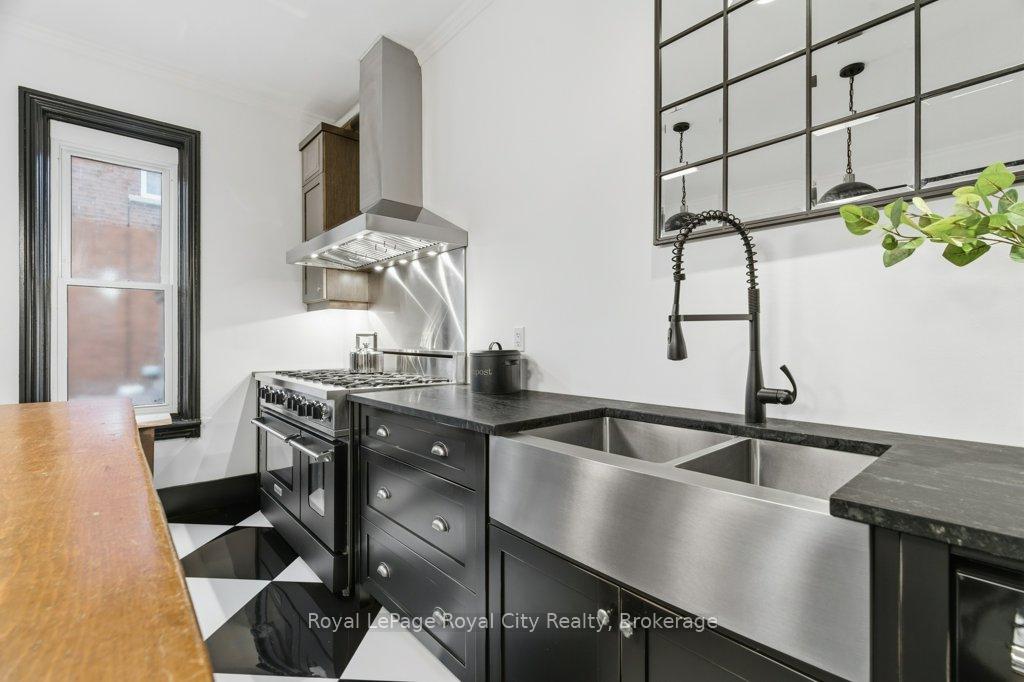 Photo 13 of 554 Woolwich Street, Guelph, Exhibition Park — HOMEH