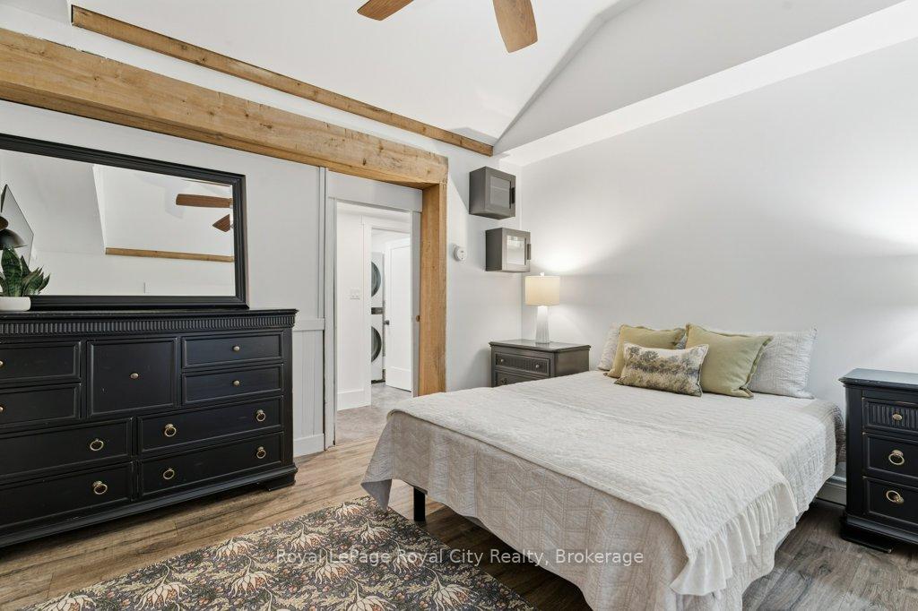 Photo 25 of 554 Woolwich Street, Guelph, Exhibition Park — HOMEH