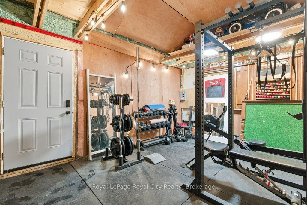 Photo 29 of 554 Woolwich Street, Guelph, Exhibition Park — HOMEH