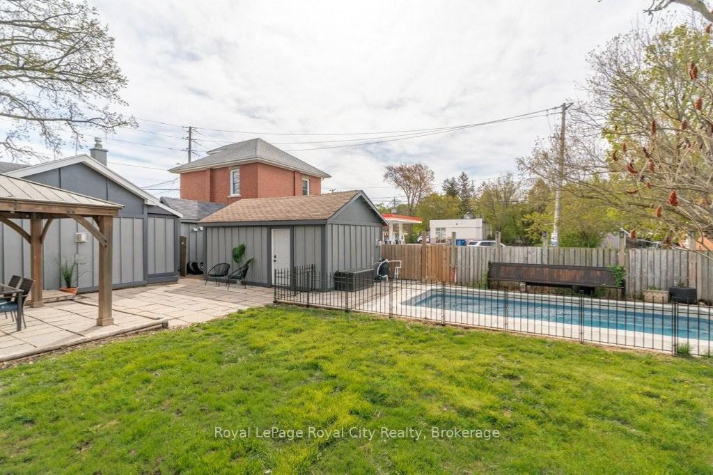 Photo 38 of 554 Woolwich Street, Guelph, Exhibition Park — HOMEH