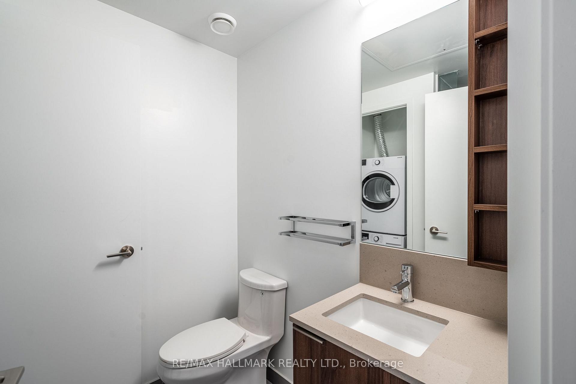 Photo 11 of Unit 311, 1000 Portage Parkway E, Vaughan, Vaughan Corporate Centre — HOMEH