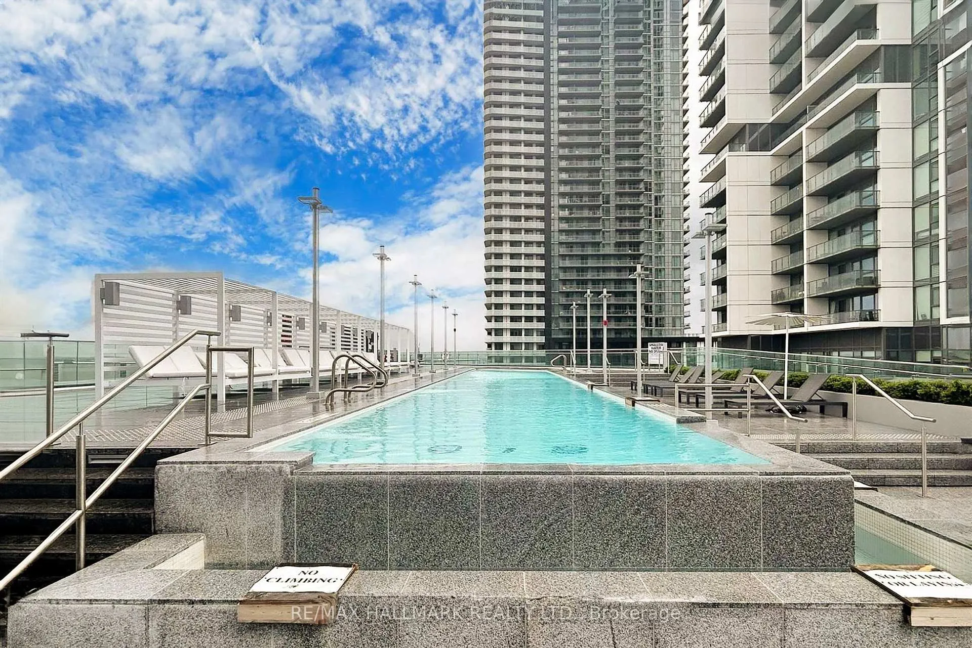 Photo 23 of Unit 311, 1000 Portage Parkway E, Vaughan, Vaughan Corporate Centre — HOMEH