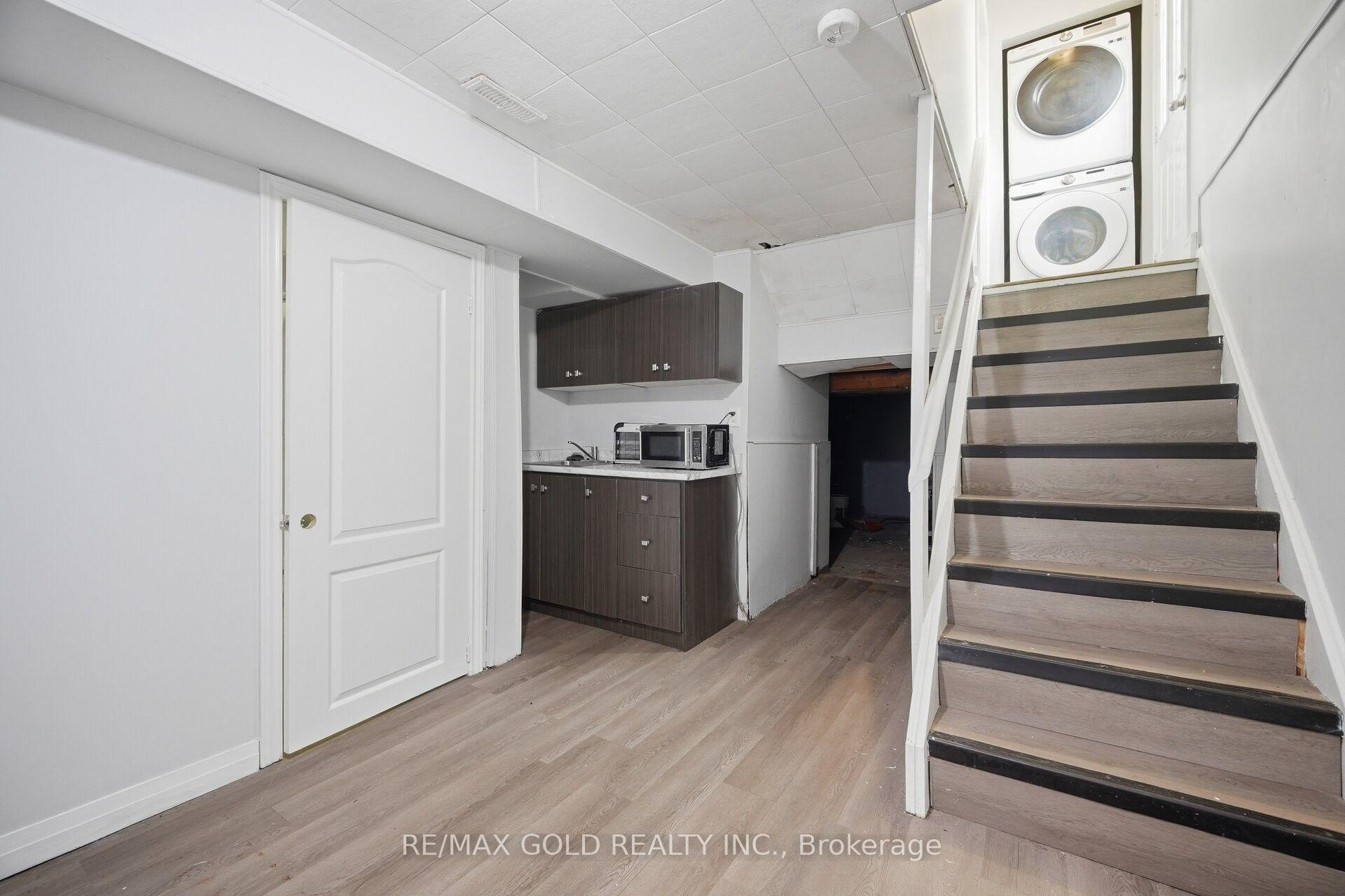 Photo 19 of 16 Crawford Drive, Brampton, Madoc — HOMEH