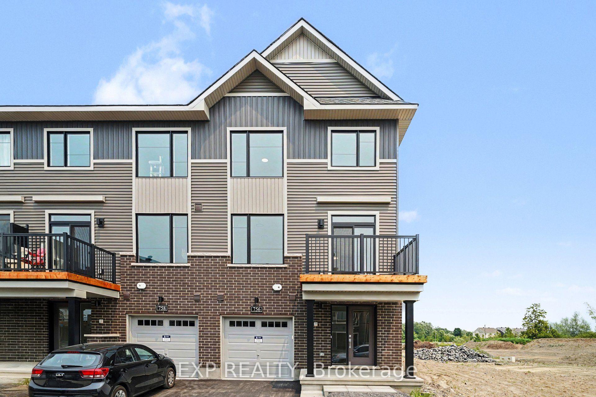 Photo 1 of 756 Tadpole Crescent, Ottawa, Barrhaven - Half Moon Bay — HOMEH