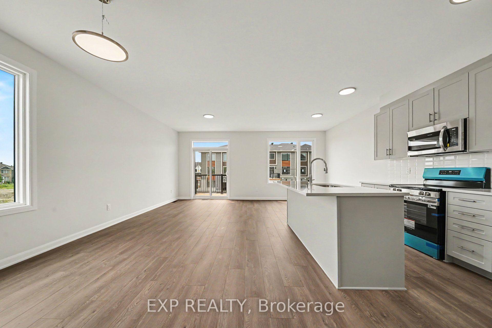 Photo 8 of 756 Tadpole Crescent, Ottawa, Barrhaven - Half Moon Bay — HOMEH