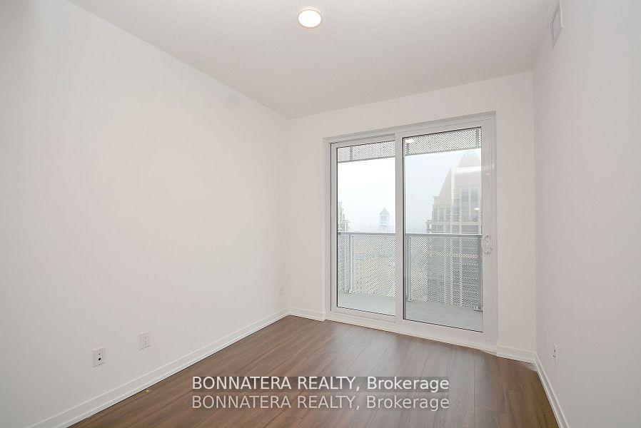 Photo 14 of Unit 1608, 4065 Confederation Parkway, Mississauga, City Centre — HOMEH