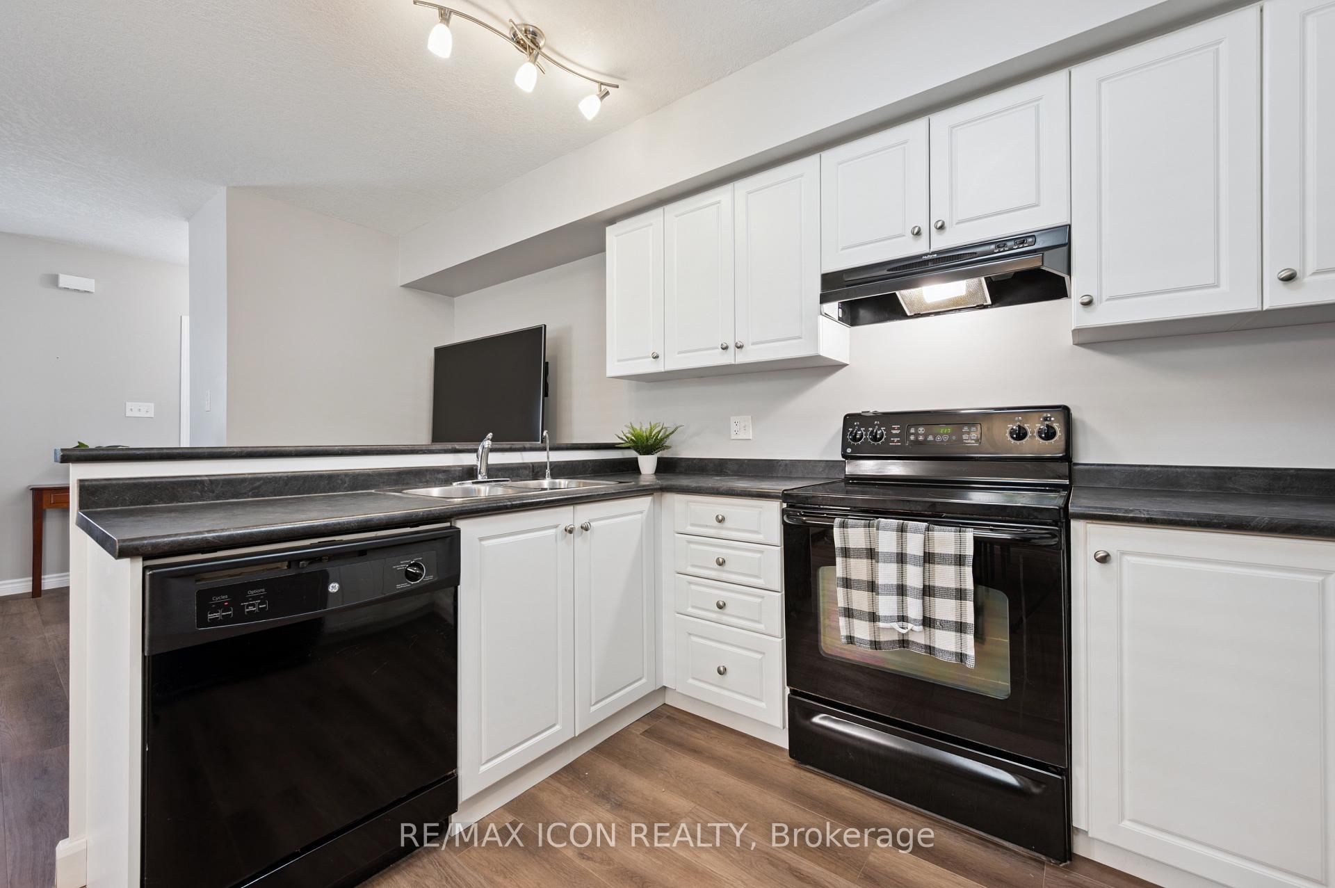 Photo 14 of Unit 9D, 50 Howe Drive, Kitchener, Forest Hill — HOMEH