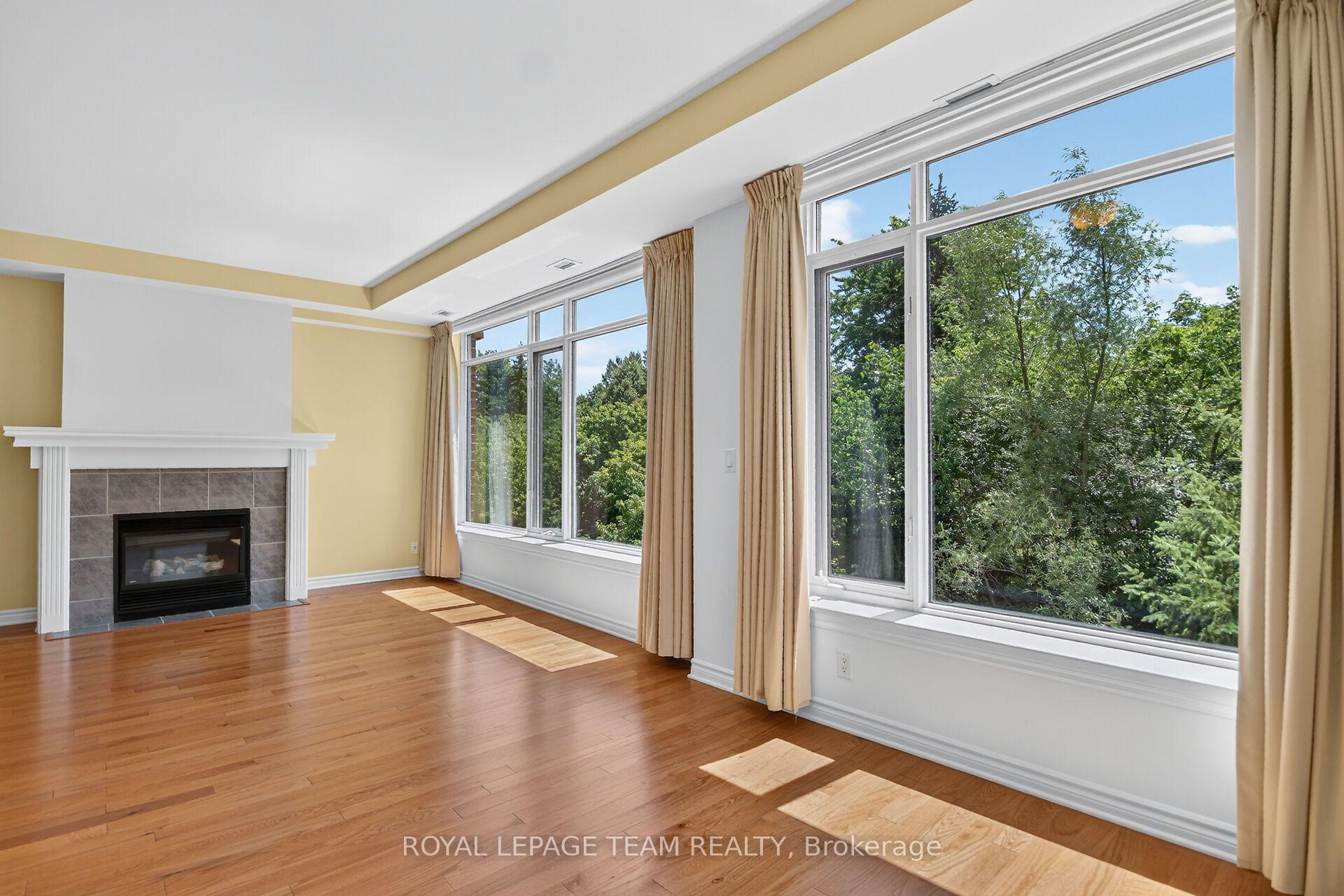 Photo 10 of Unit 406, 136 Darlington Private, Ottawa, Hunt Club/Western Community — HOMEH