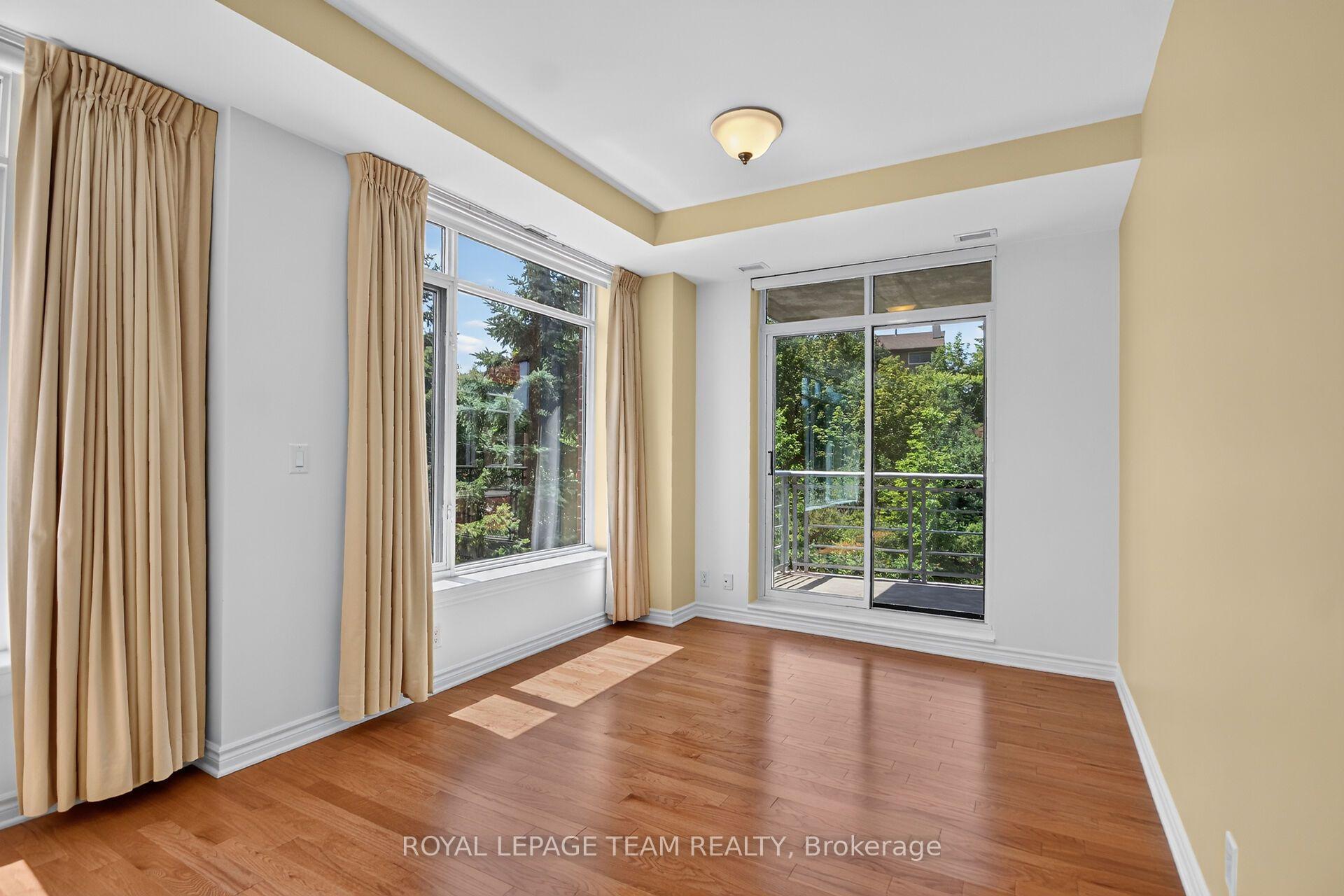 Photo 12 of Unit 406, 136 Darlington Private, Ottawa, Hunt Club/Western Community — HOMEH