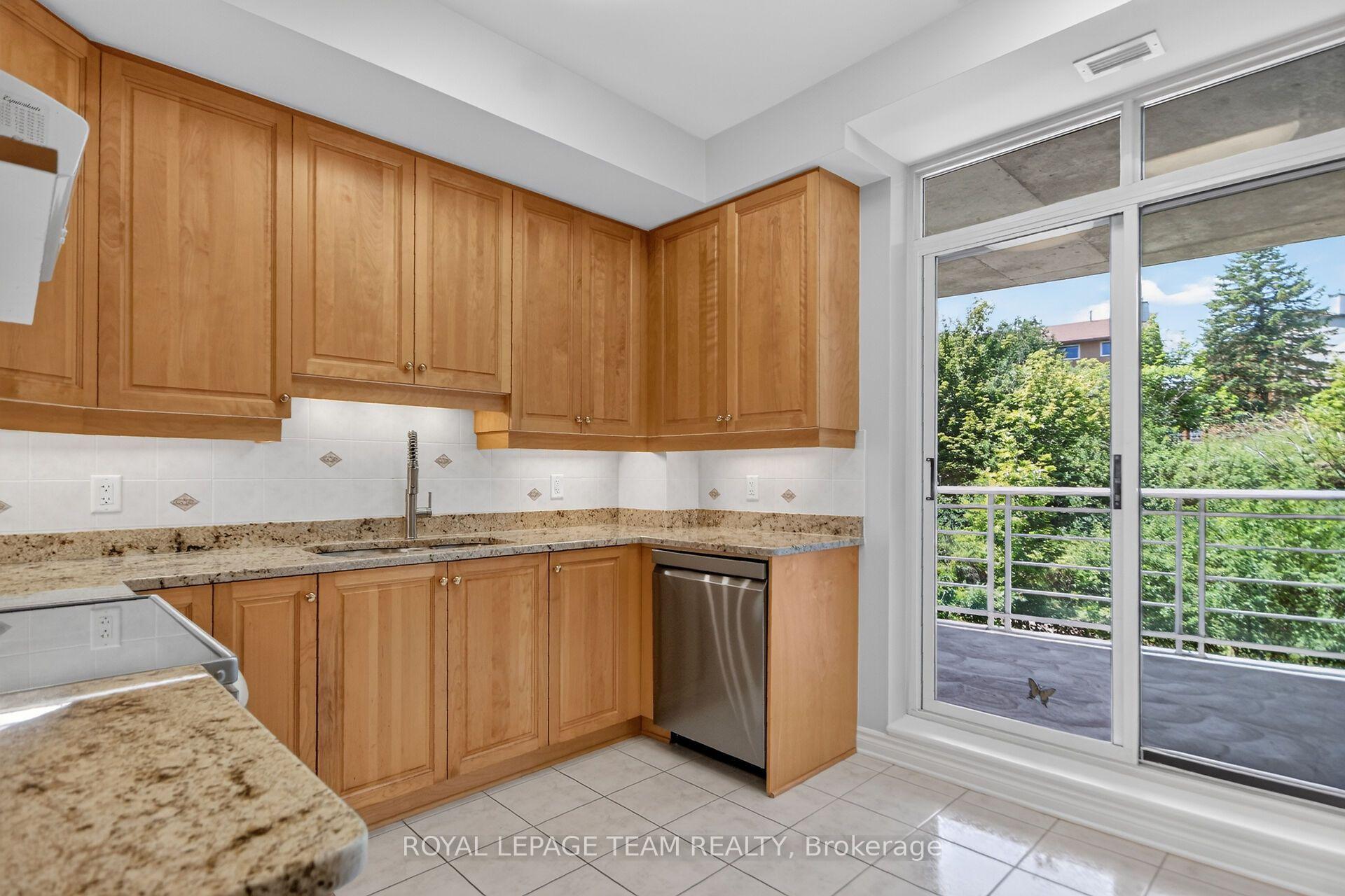 Photo 15 of Unit 406, 136 Darlington Private, Ottawa, Hunt Club/Western Community — HOMEH