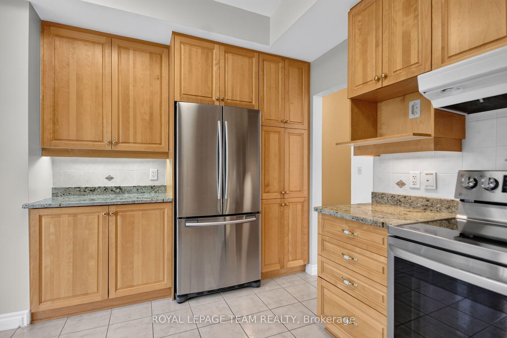 Photo 17 of Unit 406, 136 Darlington Private, Ottawa, Hunt Club/Western Community — HOMEH