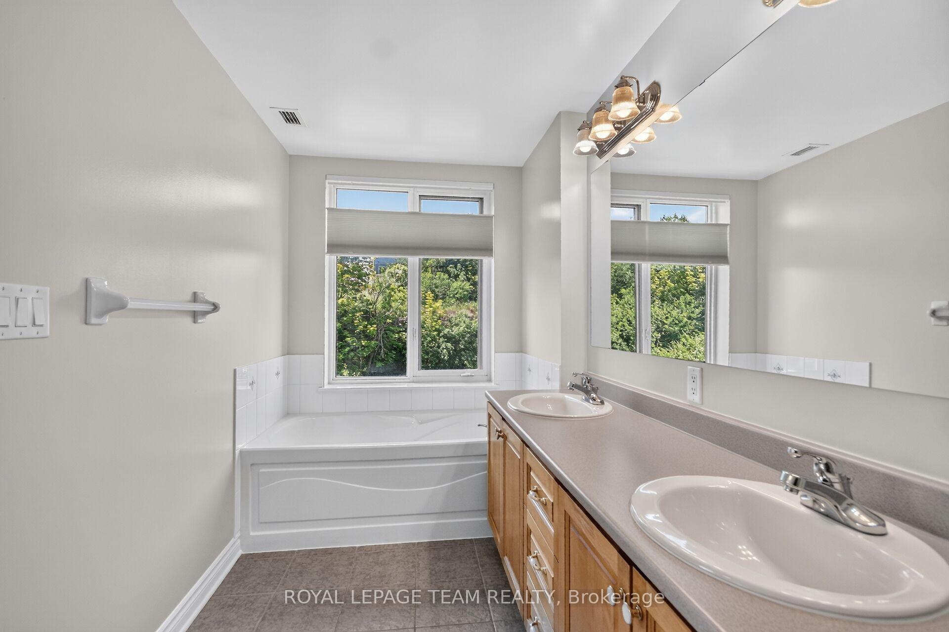 Photo 25 of Unit 406, 136 Darlington Private, Ottawa, Hunt Club/Western Community — HOMEH