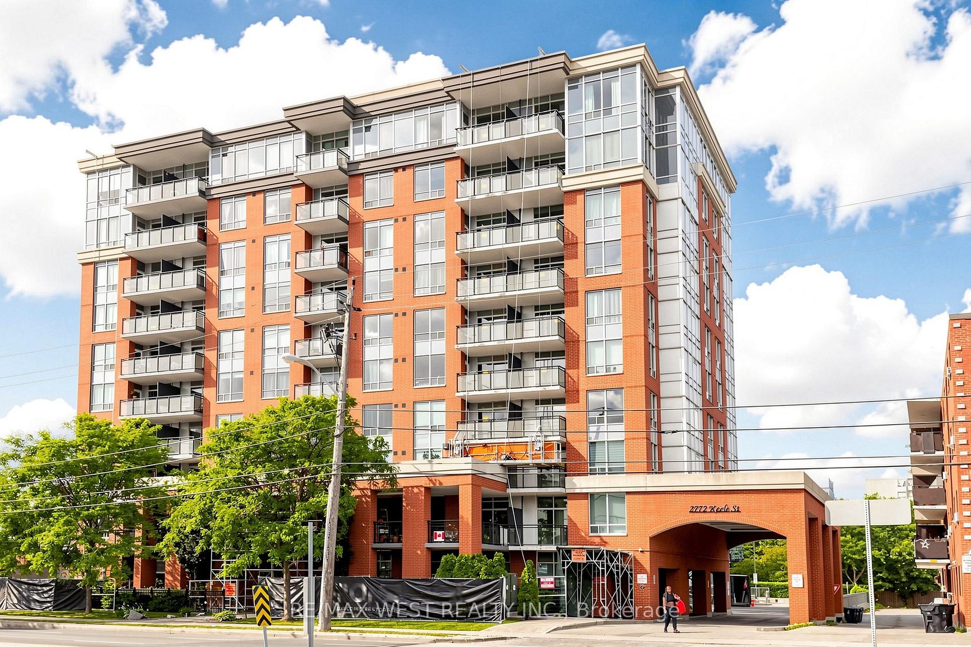 Front of Unit 505, 2772 Keele Street