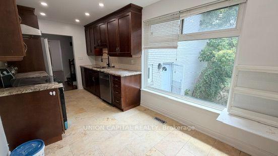Photo 12 of 465 Hounslow Avenue, North York, Willowdale West — HOMEH