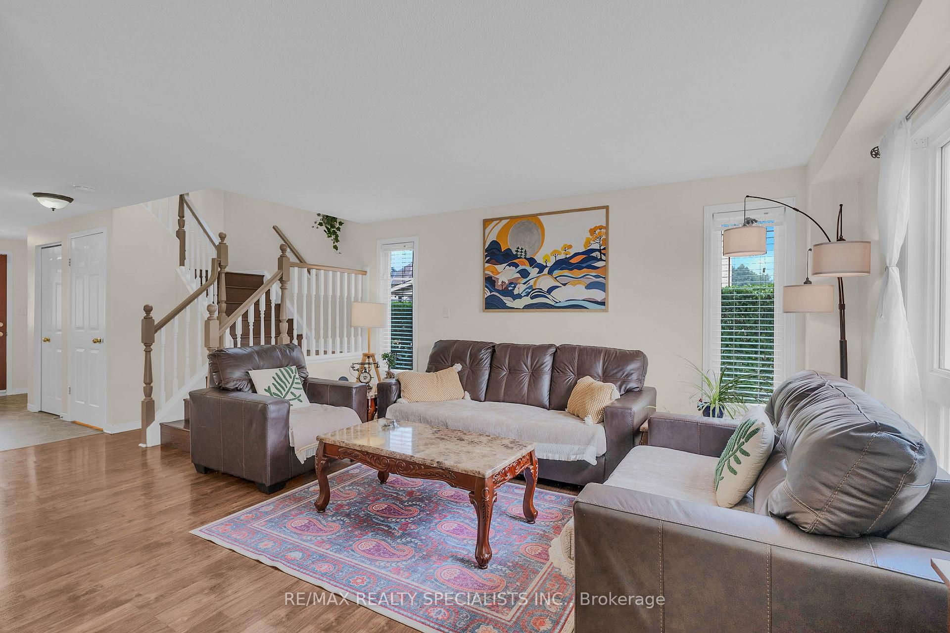 Photo 7 of 219 Prosperity Drive, Kitchener, Larentian West — HOMEH