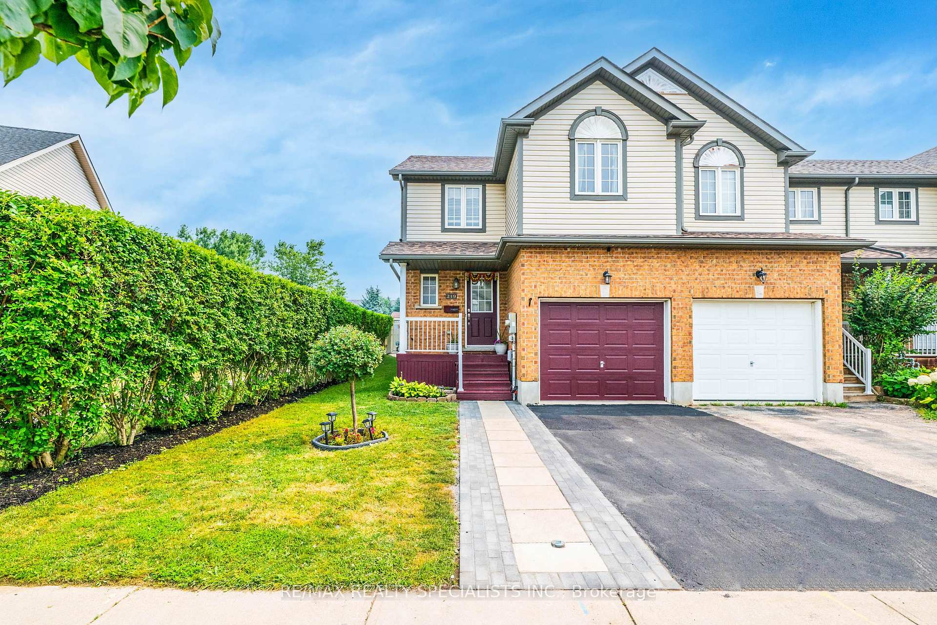 Photo 42 of 219 Prosperity Drive, Kitchener, Larentian West — HOMEH